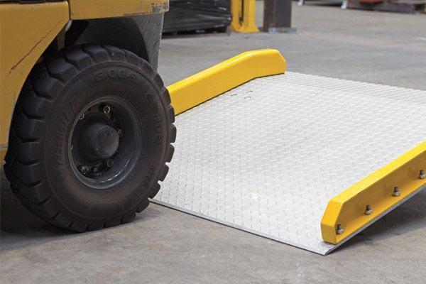 Portable Ramps & Dock Plates